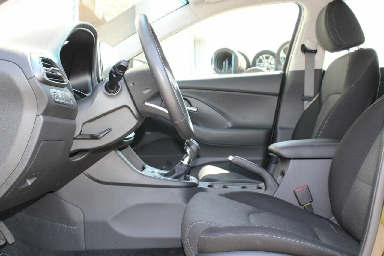 Hyundai i30 - zdjęcie 14